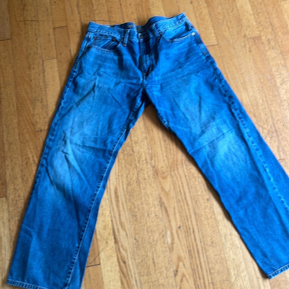 American eagle blue jeans